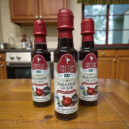 Balsamic Glaze with Pomegranate & Aronia Berries